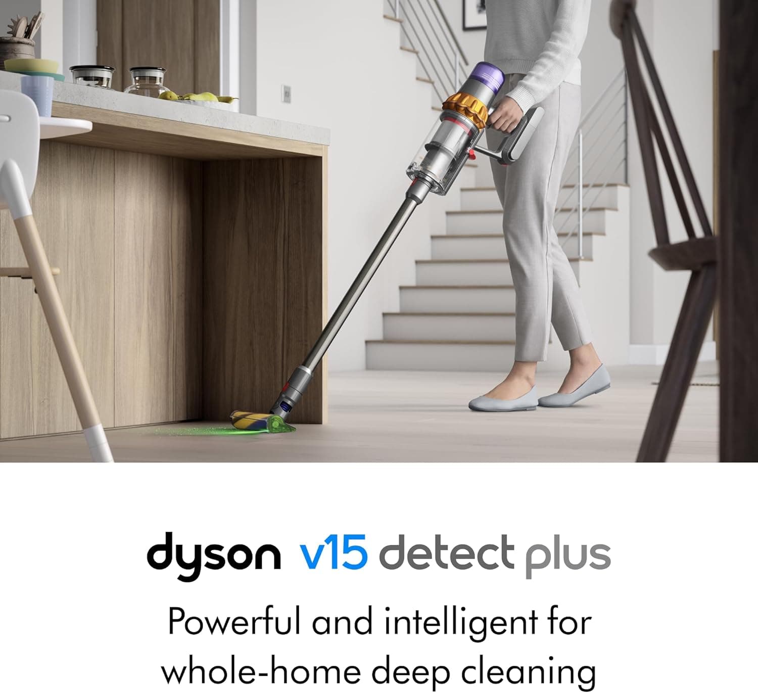 Dyson V15 Detect Plus Cordless Vacuum thumbnail 2