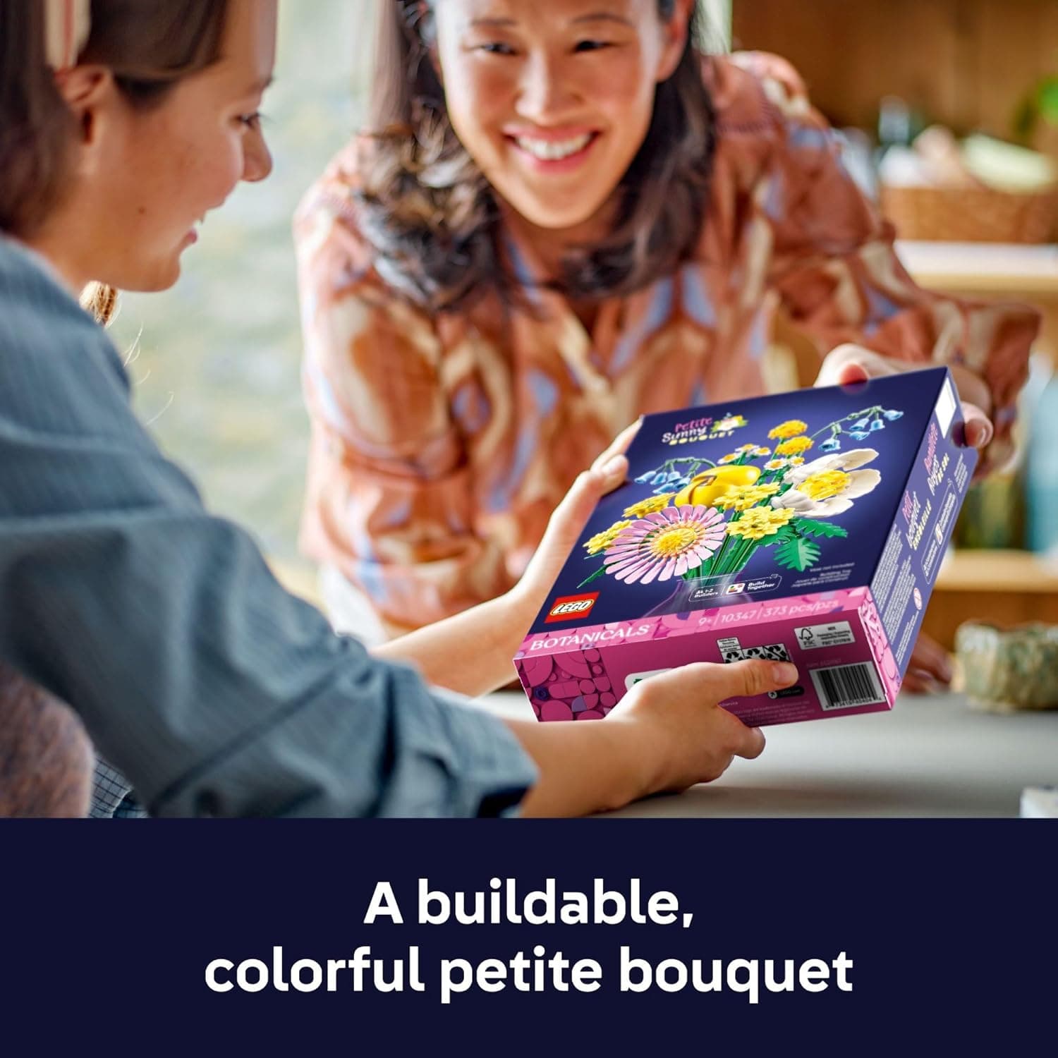 LEGO Botanicals Petite Sunny Bouquet thumbnail 3