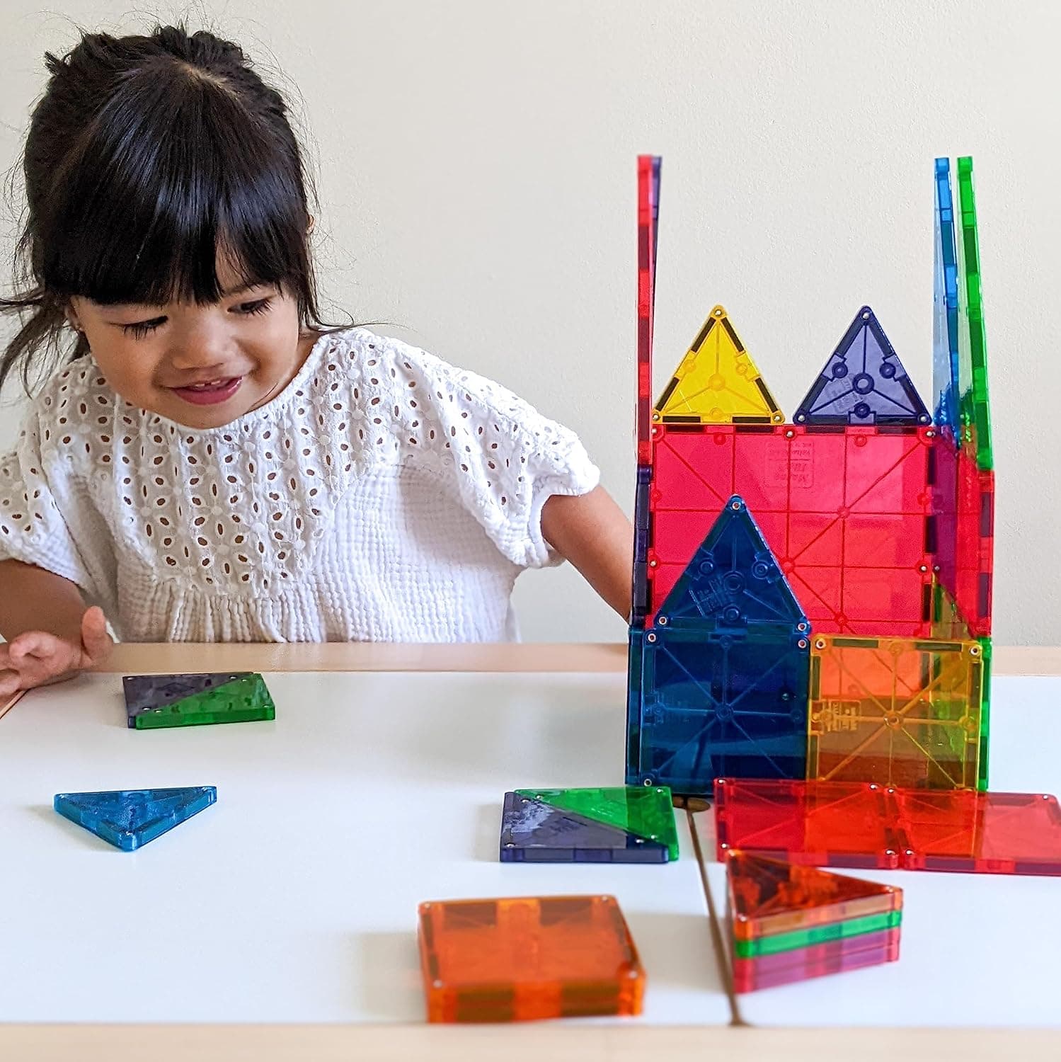 MAGNA-TILES Classic 32-Piece Magnetic Construction Set thumbnail 5